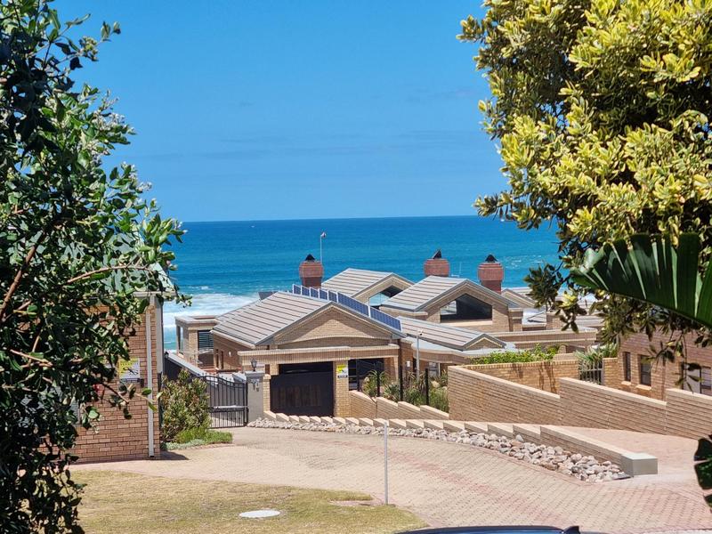 5 Bedroom Property for Sale in Outeniqua Strand Western Cape